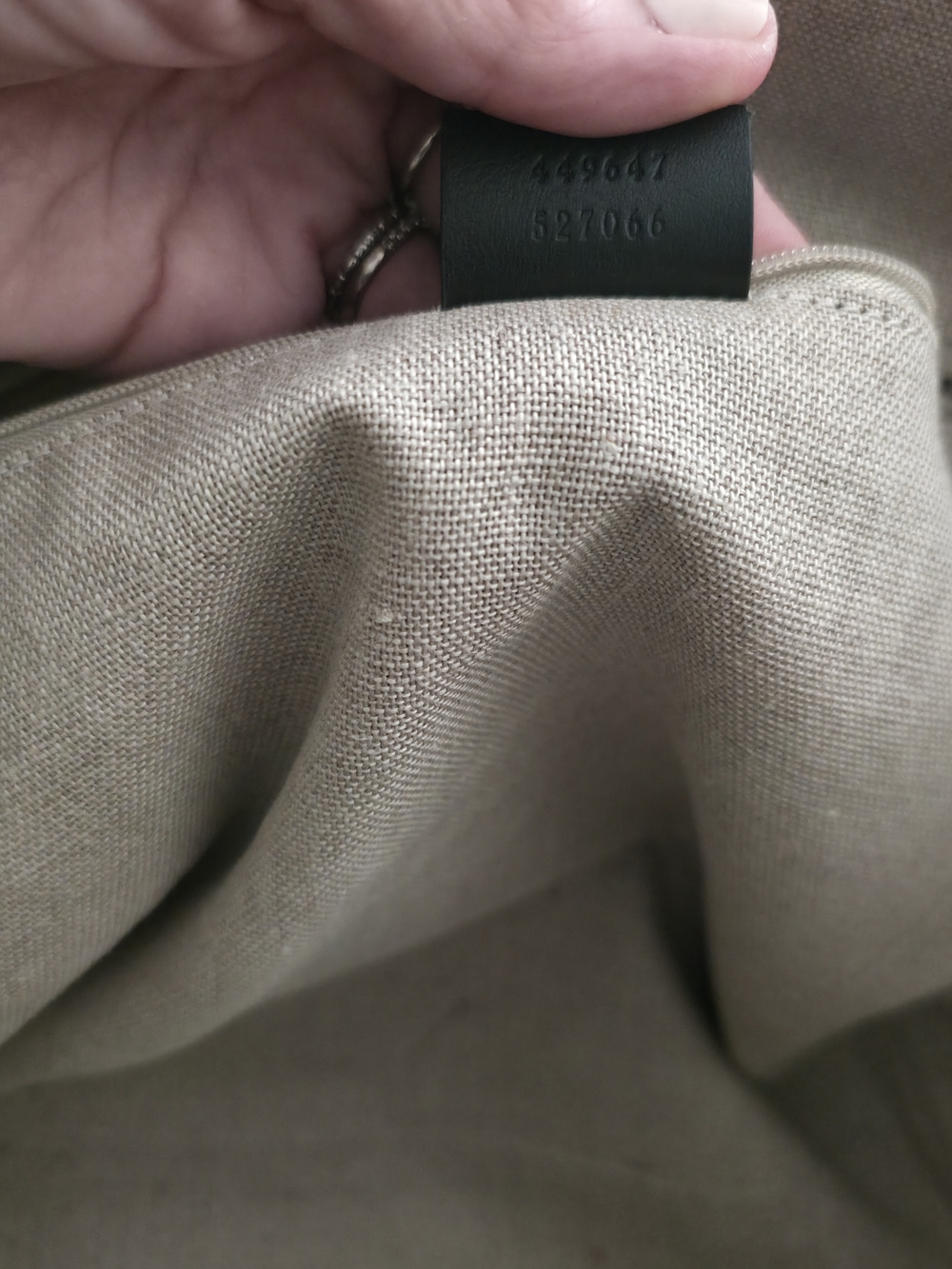 Gucci Microguccissima Bree Tote - Picture 9 of 9